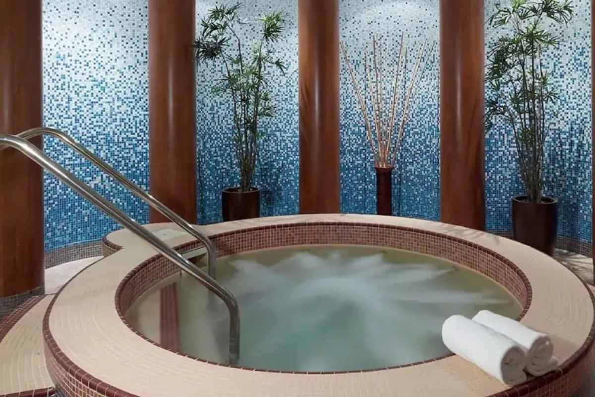 جکوزی هیتردار